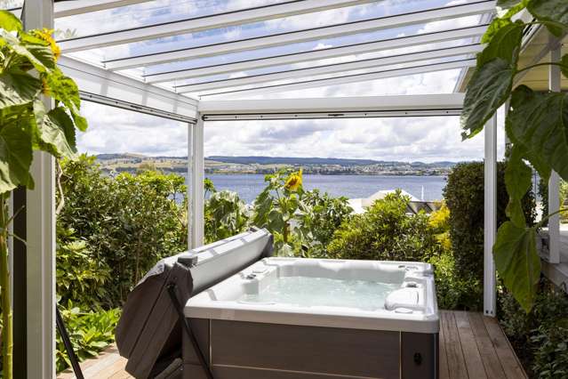 358 Lake Terrace Two Mile Bay_2