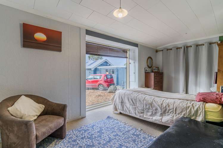 1391 Coast Road Karitane_18