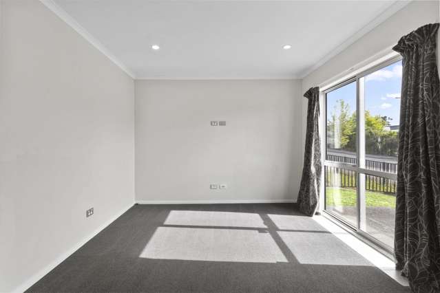 51 Tennille Street 2743_2