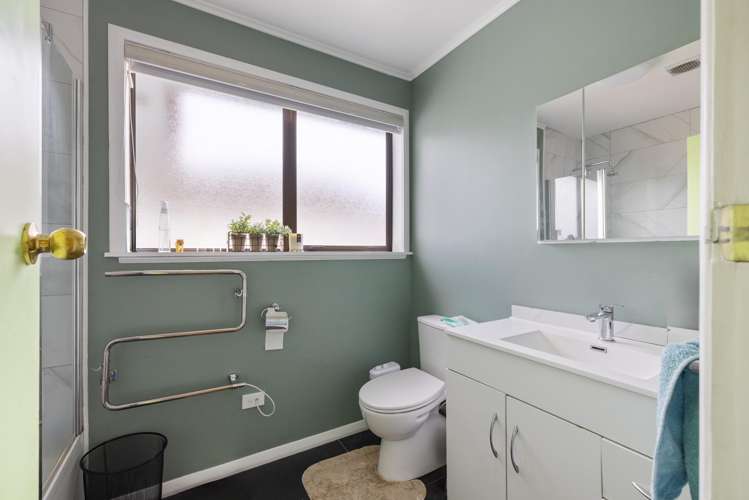 41 Merrington Crescent Aranui_9