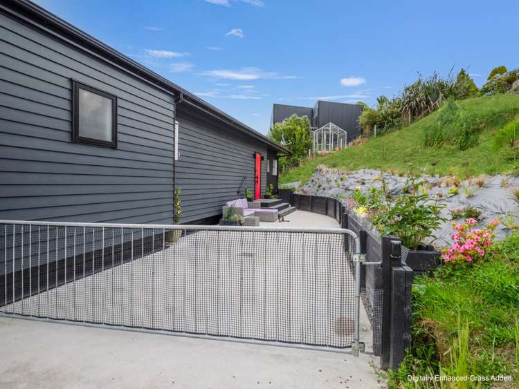 60 Kauri Street Ravensbourne_30