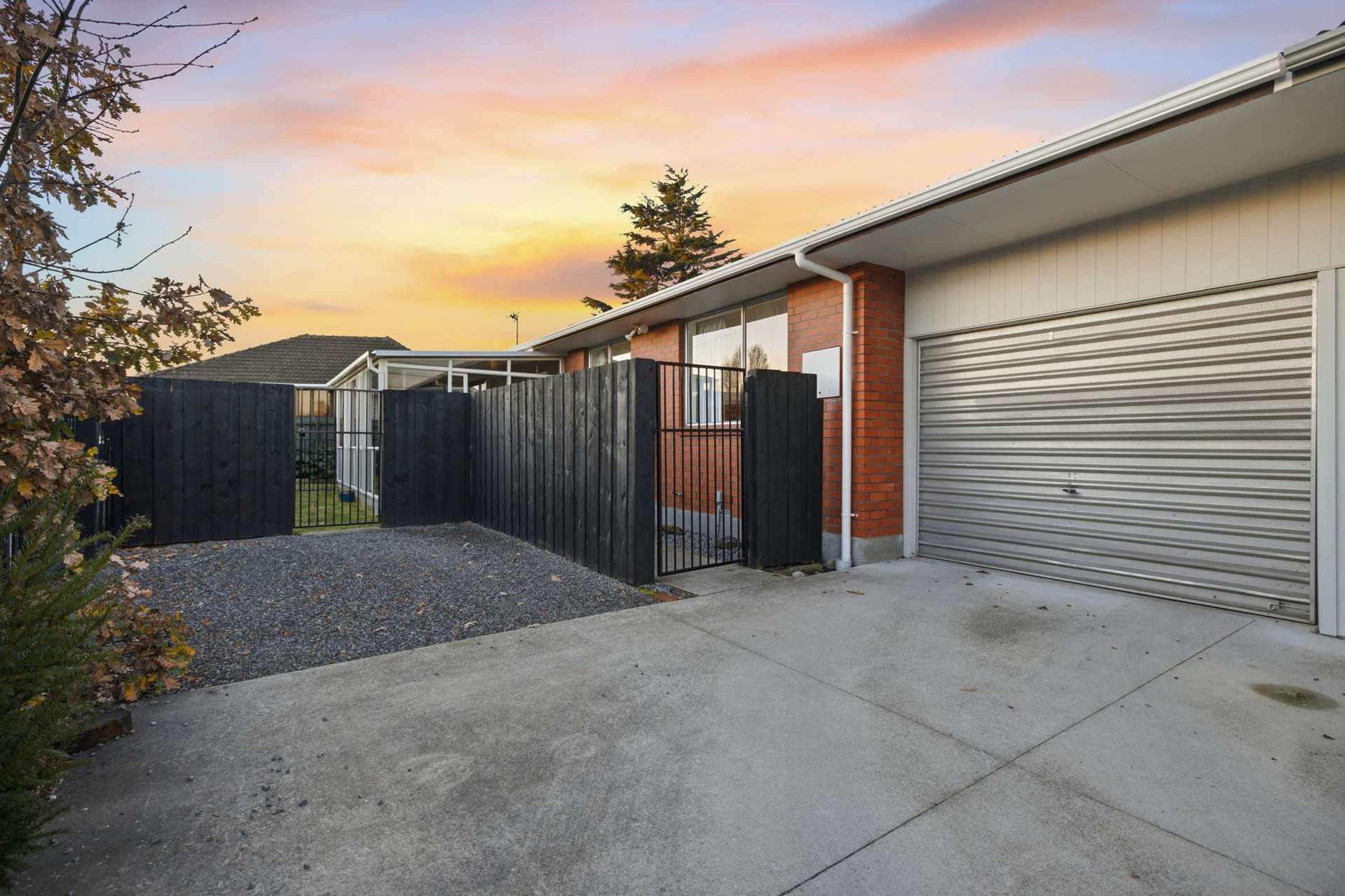 2/7 Ontario Place Wainoni_0