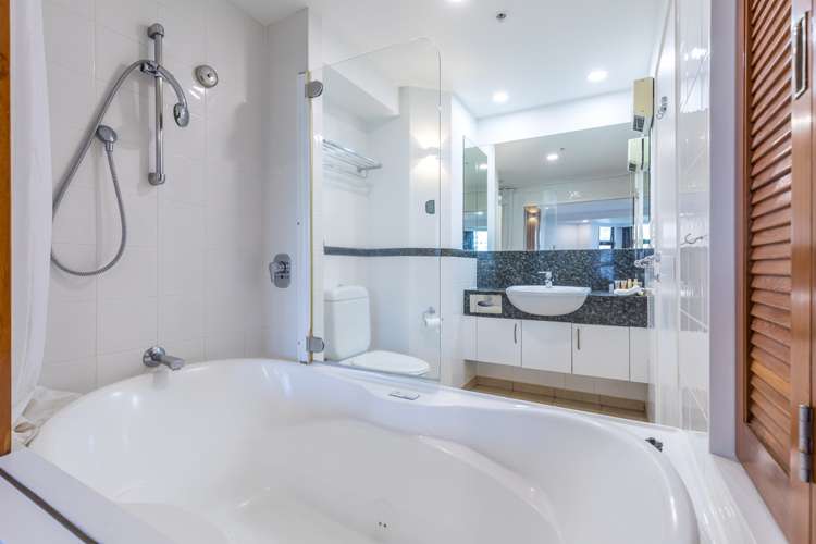 6p/100 Greys Avenue Auckland Central_8