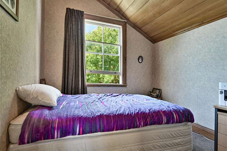 3439 State Highway 50 Maraekakaho_11