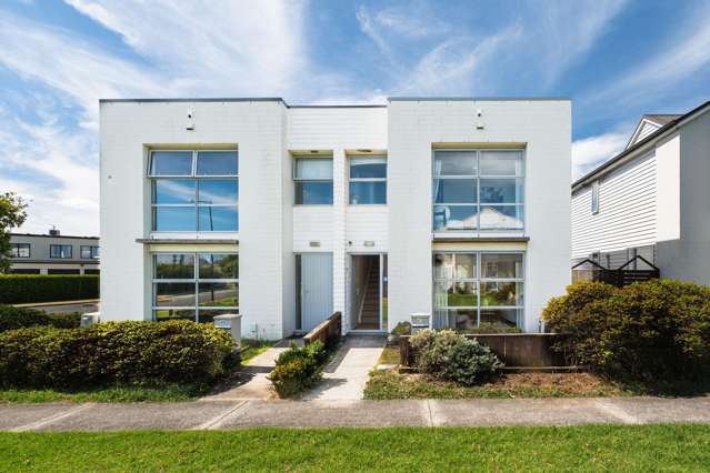 Dream Life in Addison: Luxury Meets Convenience!