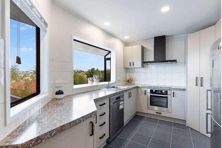 2/17 Kupari Place Totara Vale_14