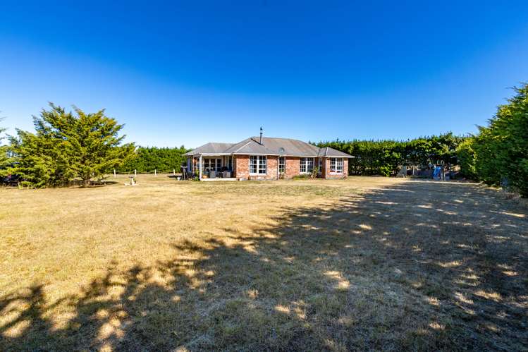 525 Downs Road West Eyreton_18