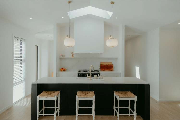 58 Les Wakefield Road_5