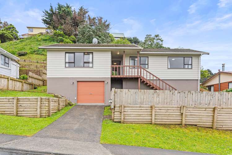 18 Forglen Place Tawa_24