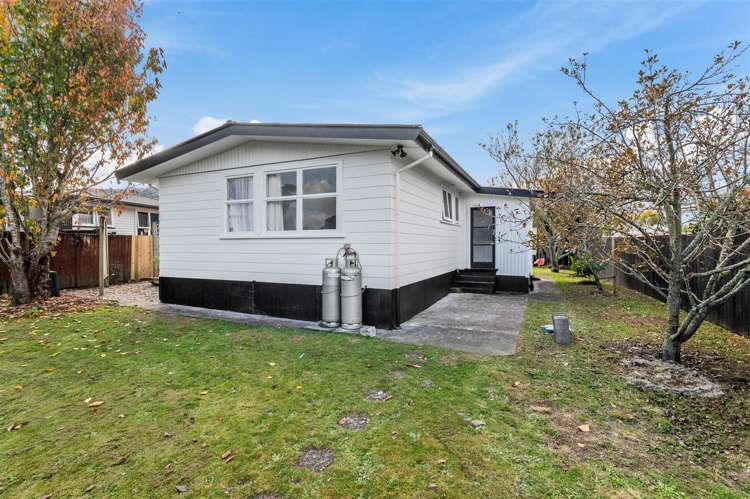 22 Homedale Street Pukehangi_13