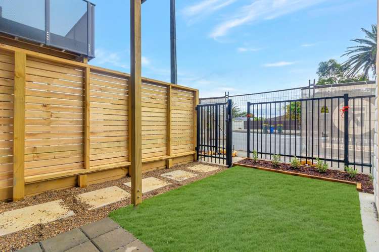 6/1 Fruitvale Road New Lynn_11