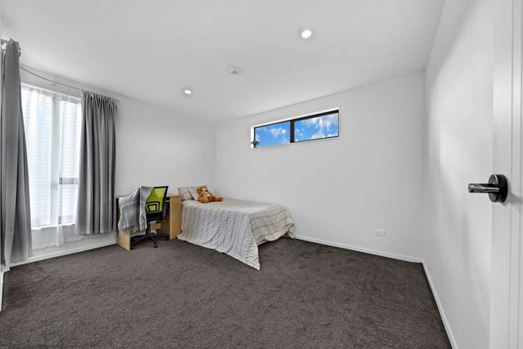 6 Manahau Lane Flat Bush_13