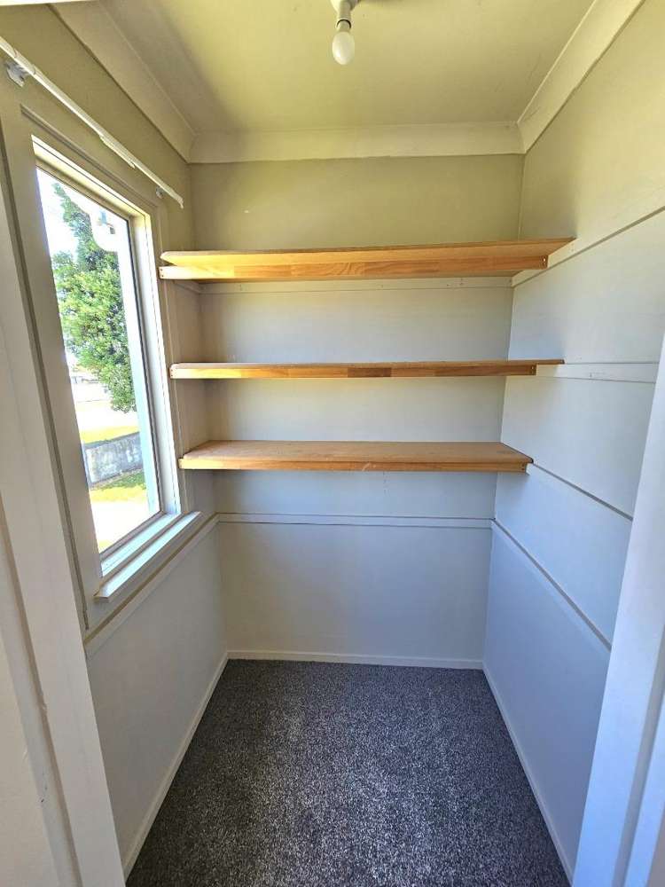 8 Hutchins Street 10858_8