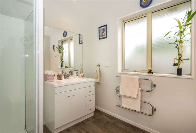 3 Algarve Close Blenheim Central_12