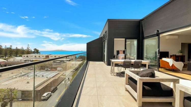 202/4 Bute Road Browns Bay_19