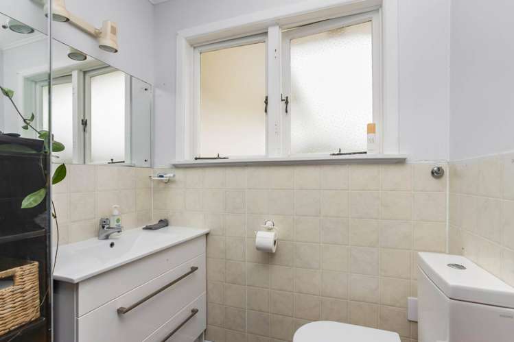 13 Sheehan Road Te Atatu South_9