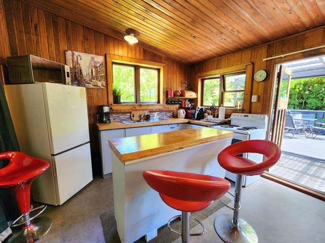 28 Ross Street Dunollie_1