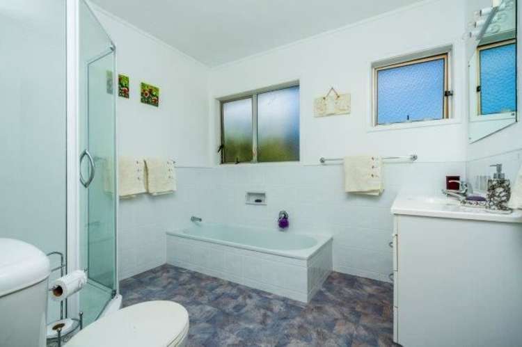 21 Waitemata Road Hauraki_13