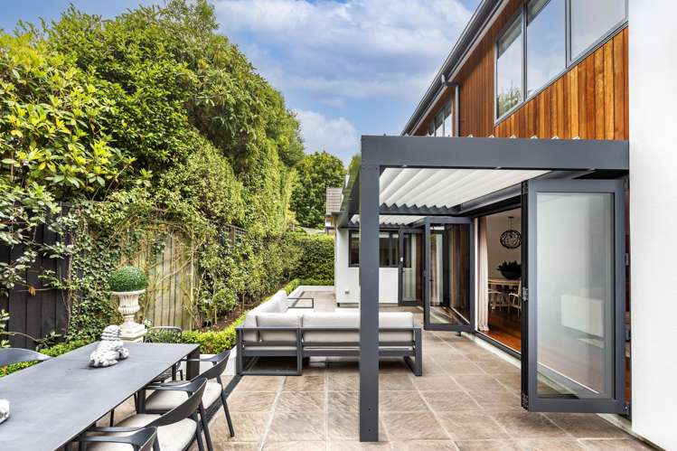 7b Rossall Street Merivale_12