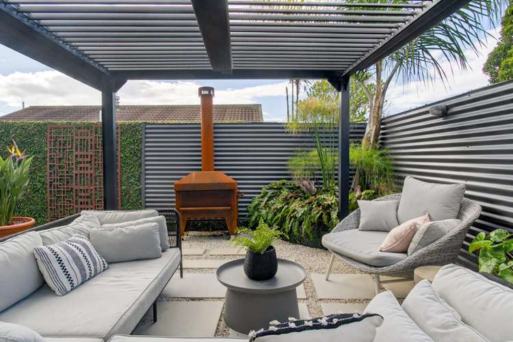 6 Pemberton Crescent Greerton_18