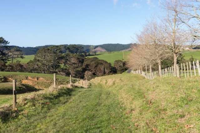 647 Whitford-Maraetai Road Beachlands_2