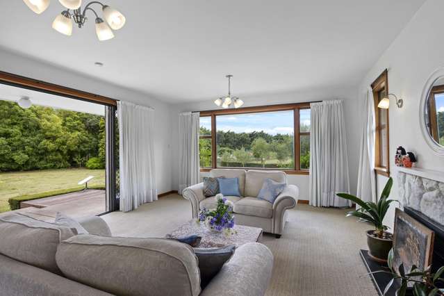 42 School Road Yaldhurst_2