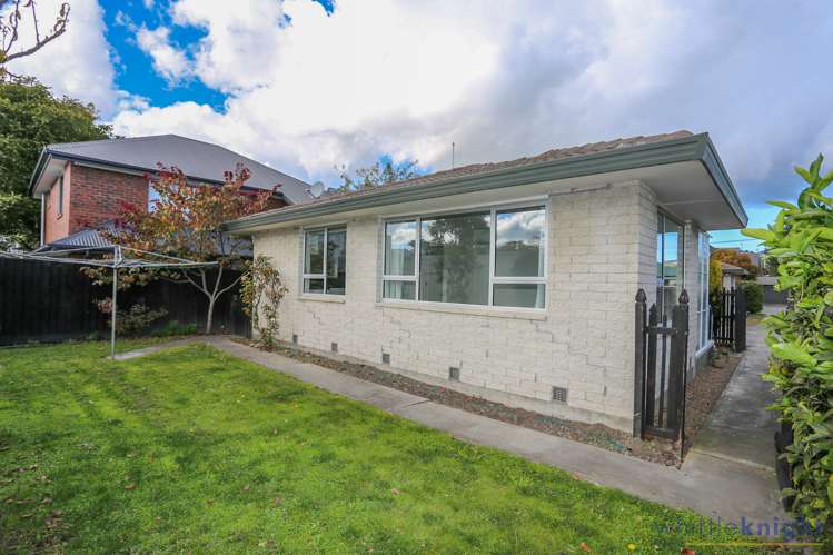 2/19 Boon Street Sydenham_9