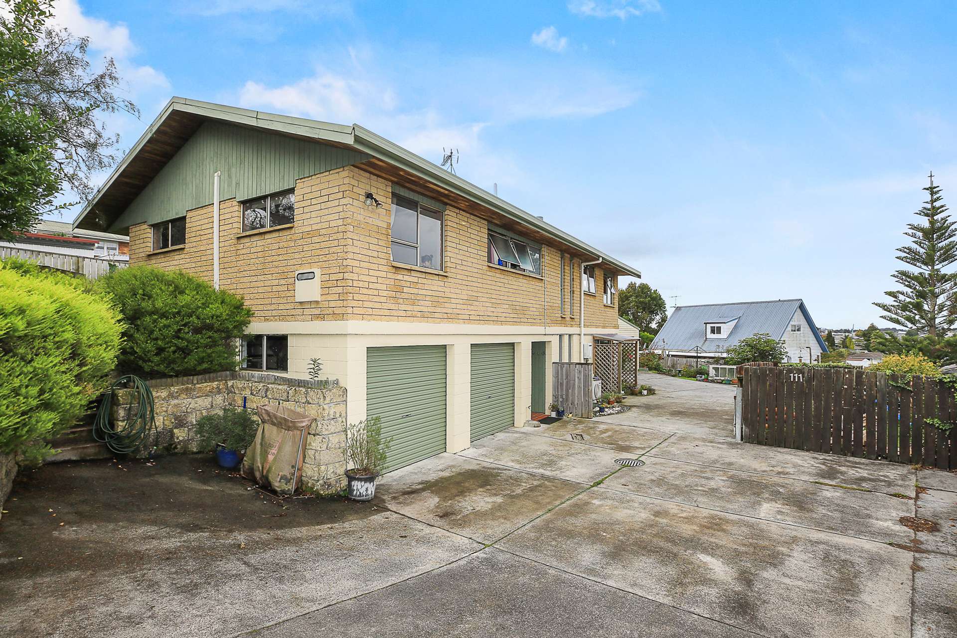 111 Tuhikaramea Road Dinsdale_0