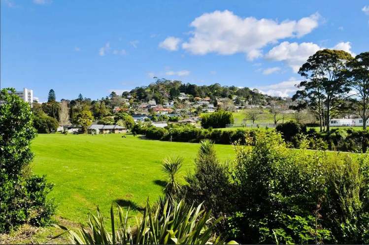 102/4 Wagener Place Mt Albert_19