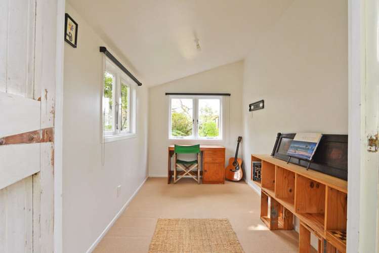 48 Hollywood Avenue Titirangi_11