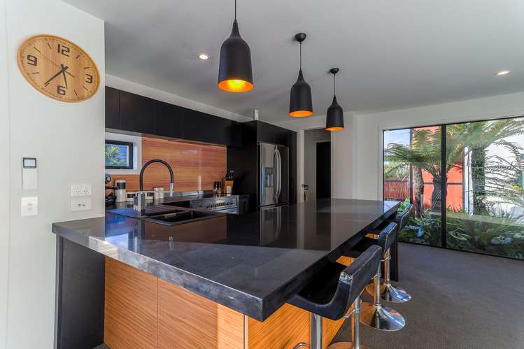 66 Fairose Drive Richmond_7