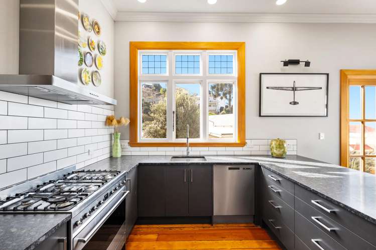 16 Brewster Street Bluff Hill_9