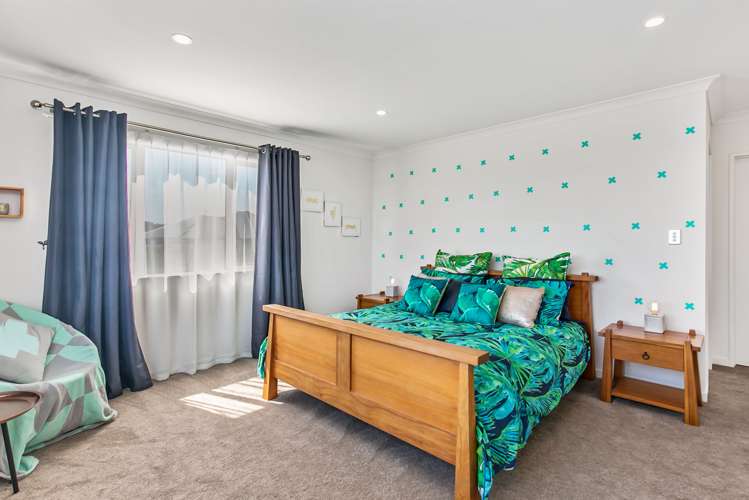 3 Defender Crescent Beachlands_7