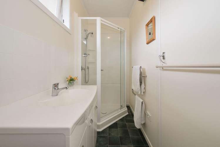 22 Thomas Avenue Te Atatu Peninsula_10