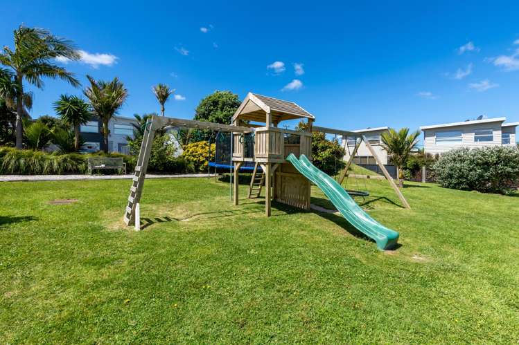 17 Karauria Lane Orewa_18