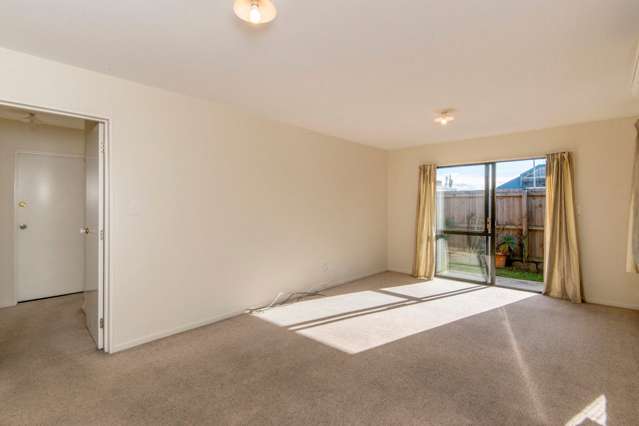 2/139 Waltham Road Sydenham_3