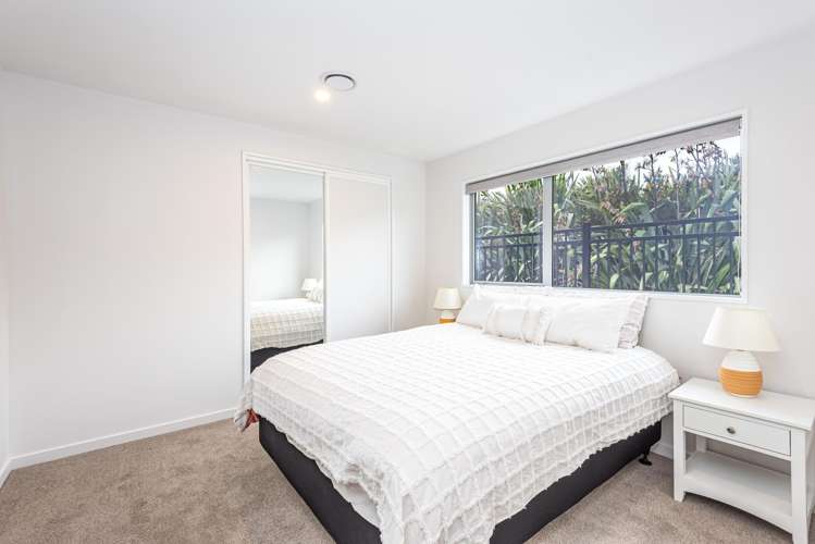 29 Kakapo Lane Redwood_18