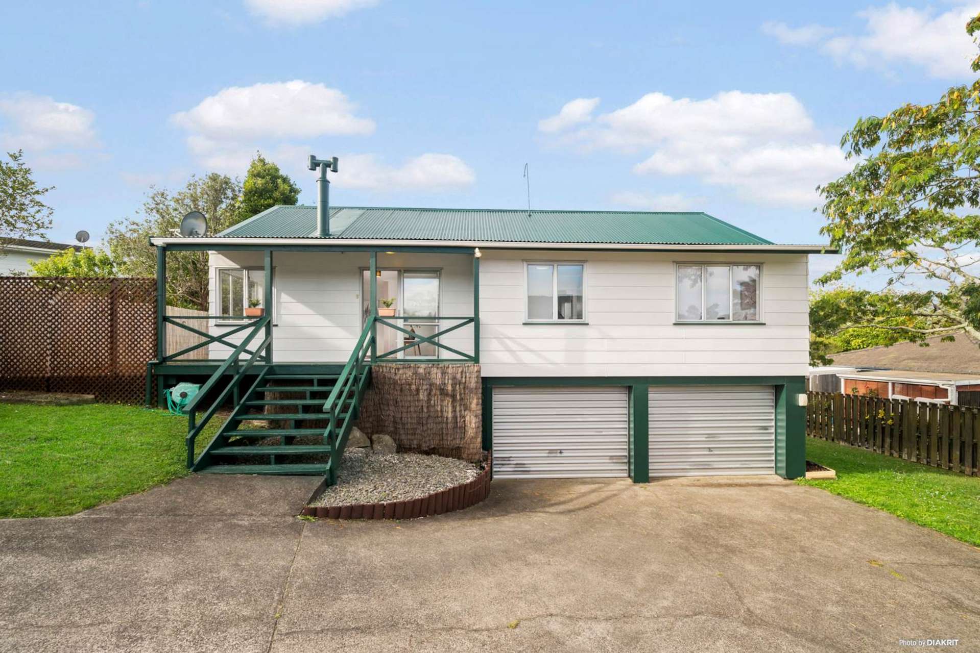 2/23 Tetrarch Place Totara Vale_0