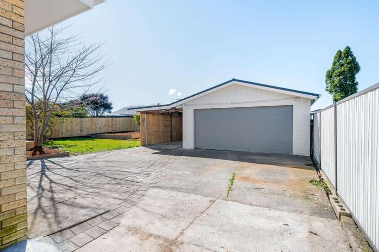 8 Dalesford Street Silverdale_18
