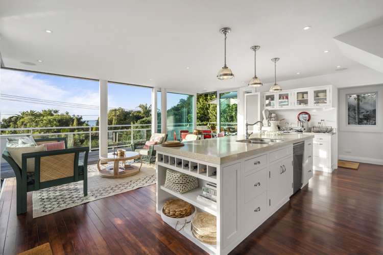 13 Le Roy Road Onetangi_20