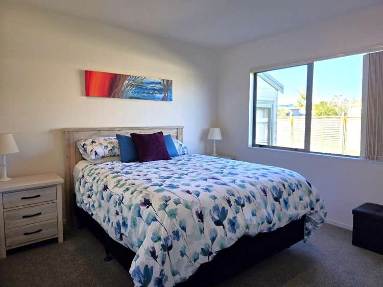 105 Castle View Road Matarangi_10