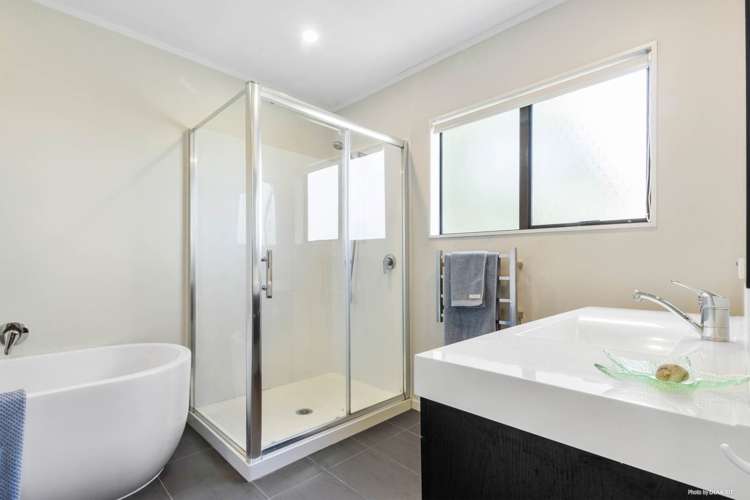 37 Glengarry Road Glen Eden_8