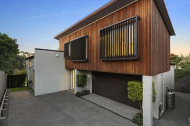 1A Lyons Avenue_3