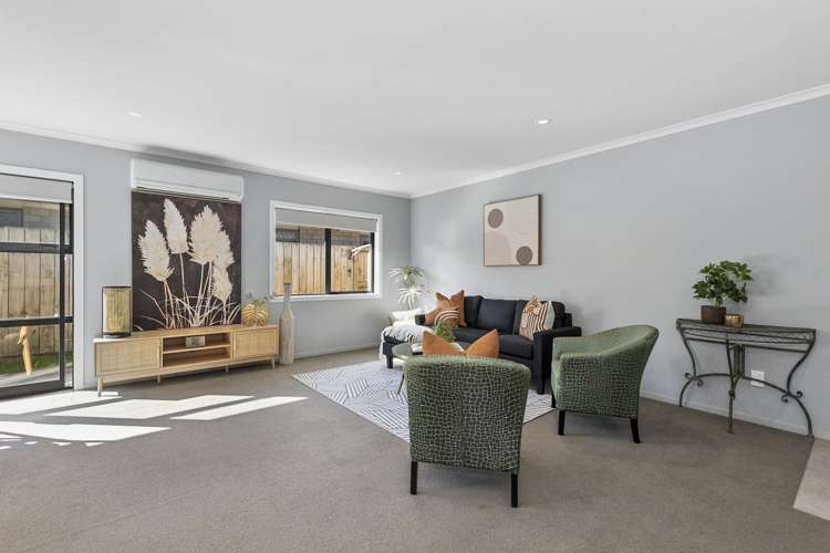 2 Hatfield Way Huntington_4