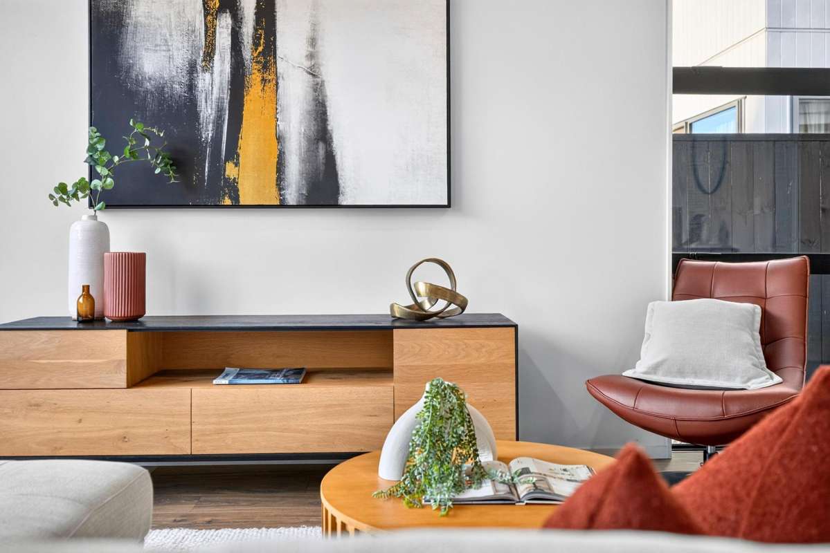 24 Grey Warbler Road_2