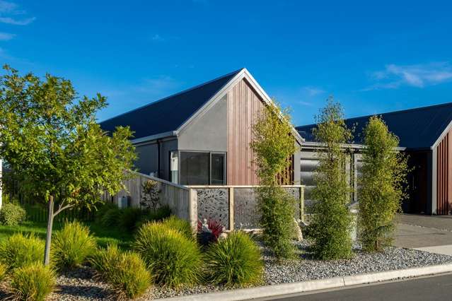 Stylish, Immaculate and Easy-care