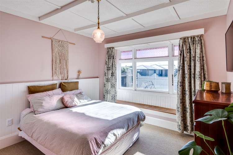 1213 Caroline Road Mayfair_10