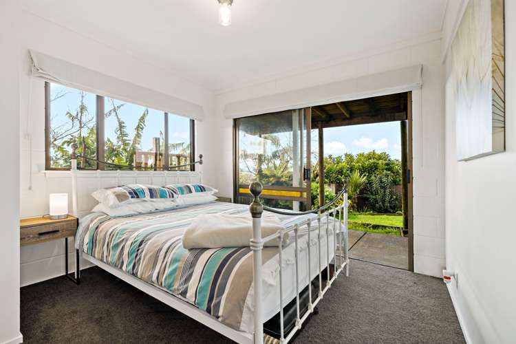 797 East Coast Road Northcross_18