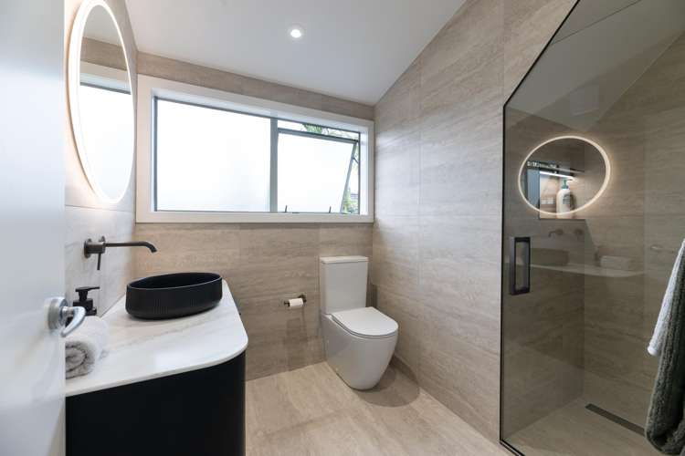 12 Francis Curtis Avenue Blockhouse Bay_21