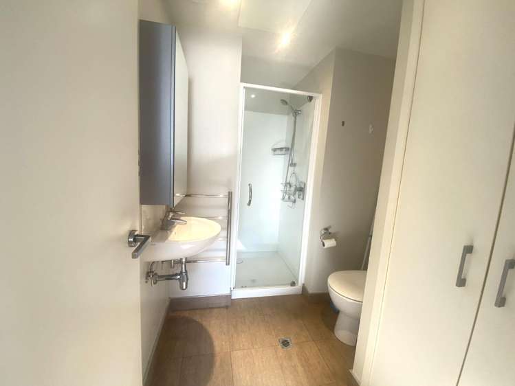 215/72-82 Taranaki Street 2185_5